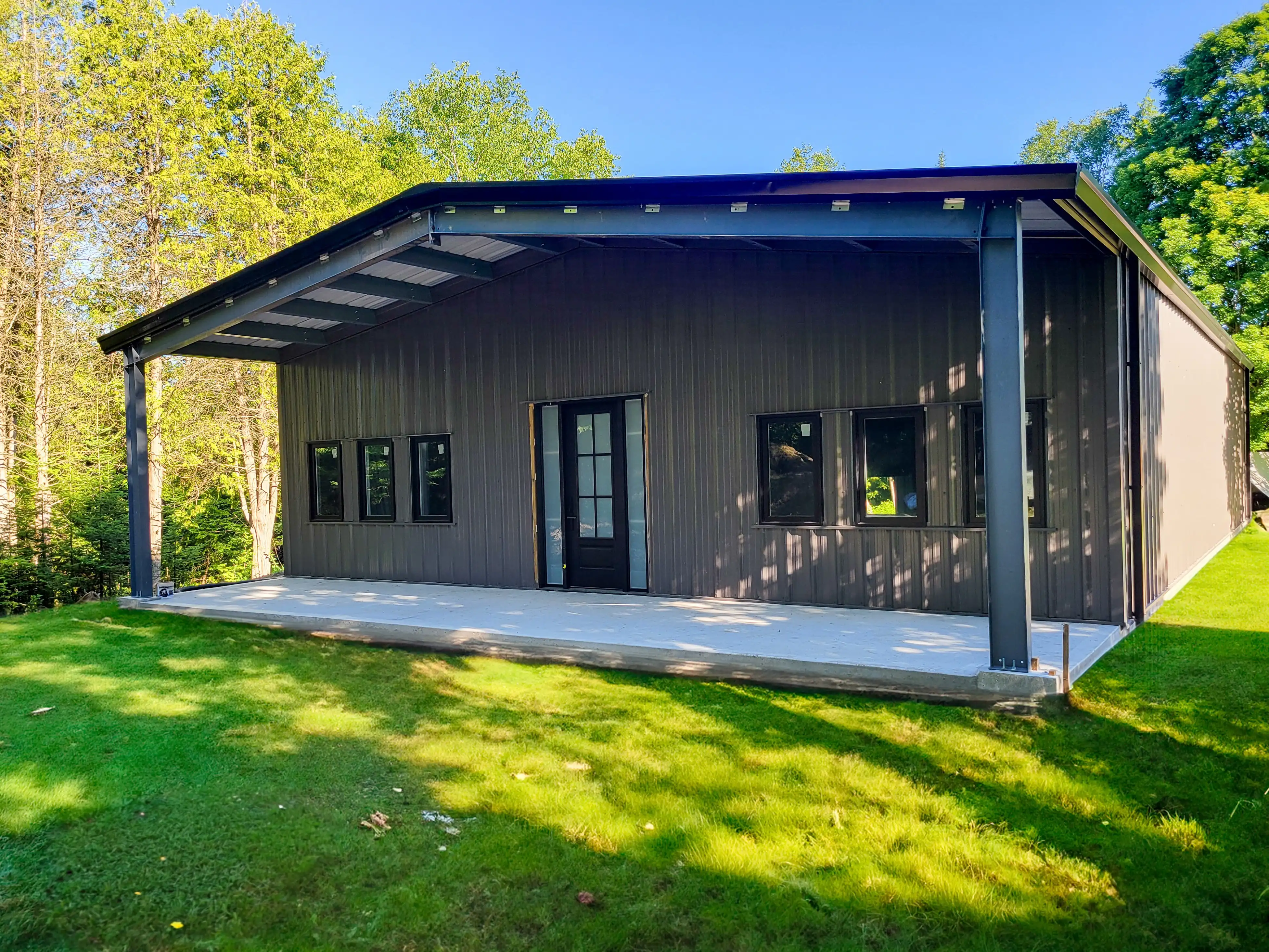 Barndominium Background